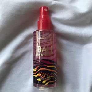 Bath & Body works Bali Mango shimmer body spray